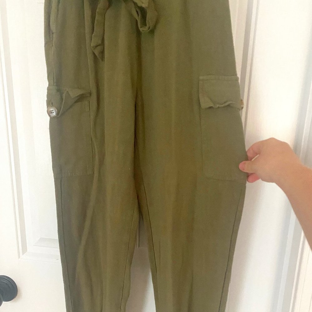 Army green dress joggers